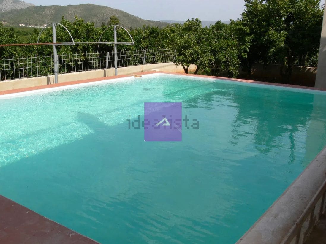 Finca/Casa Rural de 3 habitaciones en Alzira en venta con garaje - 225.000 € (Ref: 9412456)