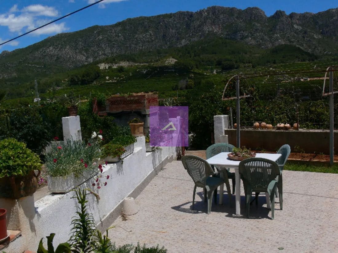 Finca/Casa Rural de 3 habitaciones en Alzira en venta con garaje - 225.000 € (Ref: 9412456)