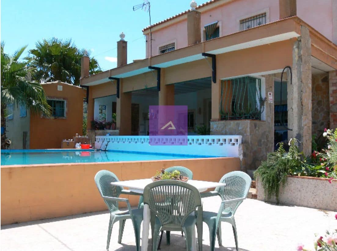 Finca/Casa Rural de 3 habitaciones en Alzira en venta con garaje - 225.000 € (Ref: 9412456)