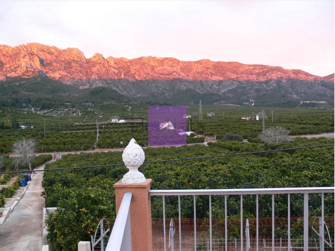 Finca/Casa Rural de 3 habitaciones en Alzira en venta con garaje - 225.000 € (Ref: 9412456)