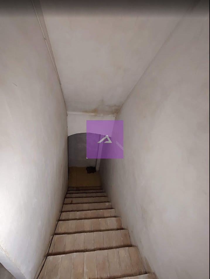 6 bedroom Townhouse for sale in Antella - € 98,000 (Ref: 9412459)