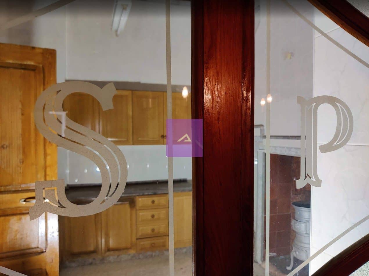 6 bedroom Townhouse for sale in Antella - € 98,000 (Ref: 9412459)