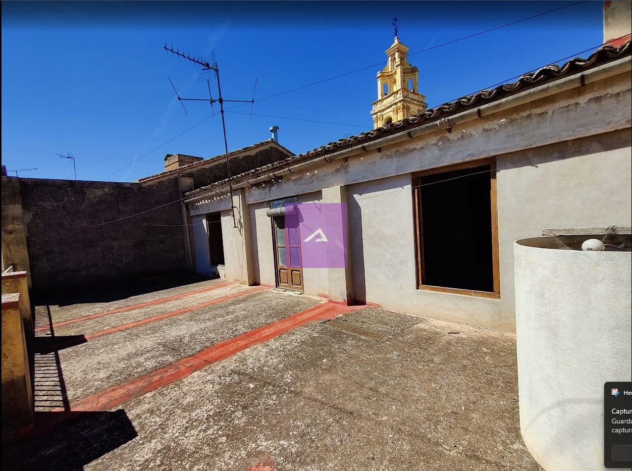 6 bedroom Townhouse for sale in Antella - € 98,000 (Ref: 9412459)