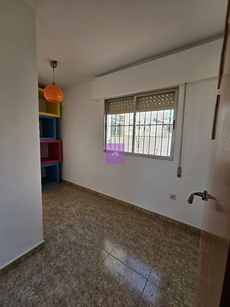 Piso de 3 habitaciones en València ciudad en venta - 350.000 € (Ref: 9412461)