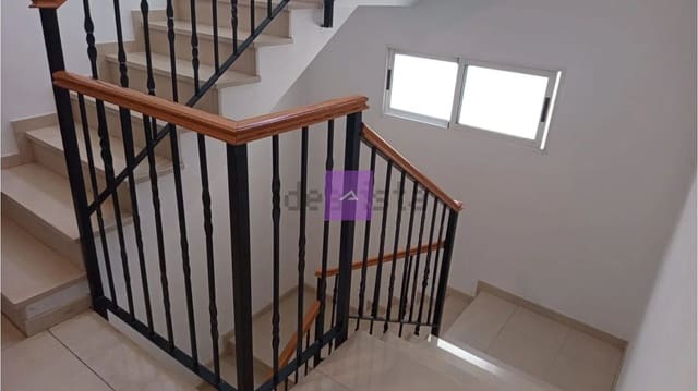 3 soveværelse Lejlighed til salg i Silla med garage - € 214.900 (Ref: 9412471)