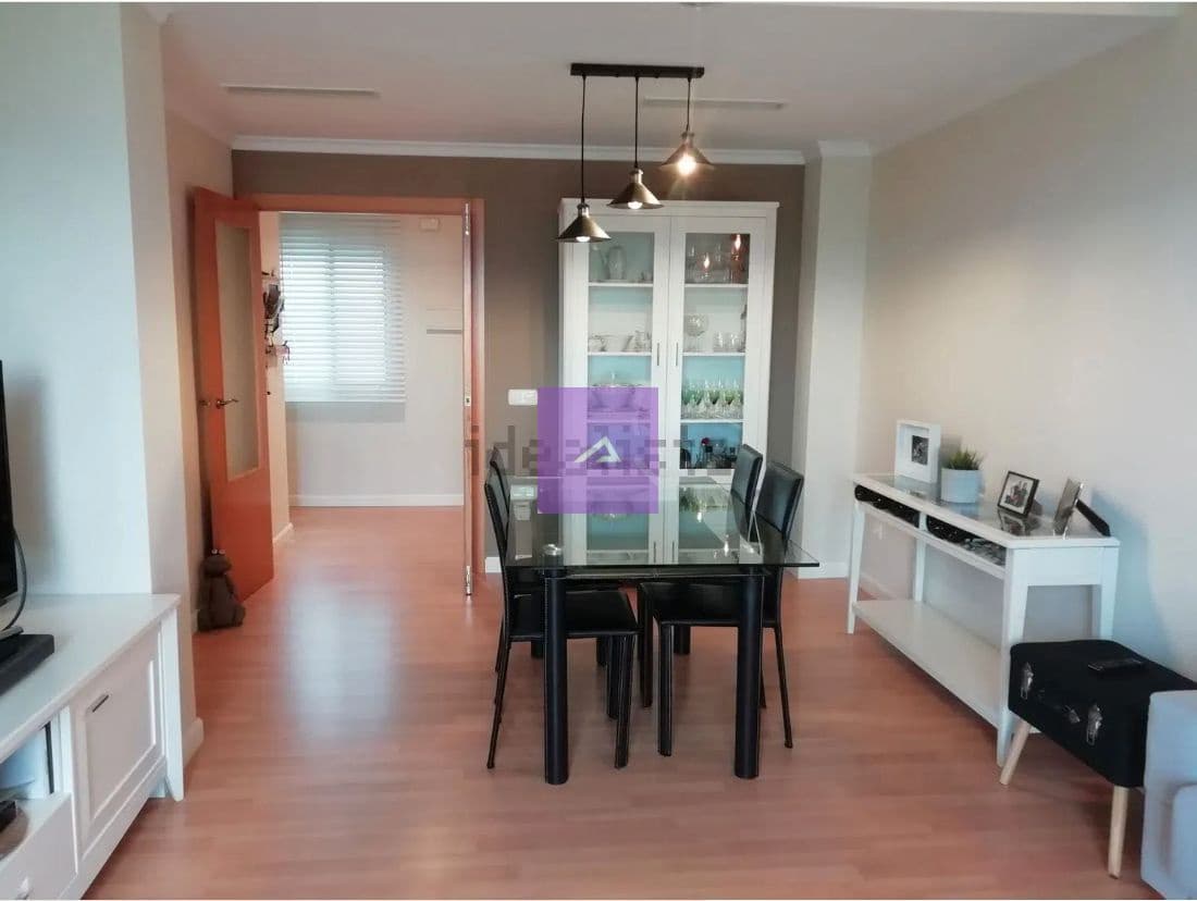 3 bedroom Flat for sale in L'Alcudia with garage - € 153,000 (Ref: 9412475)