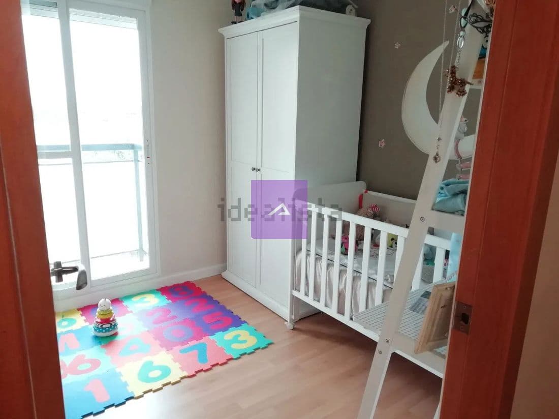 3 bedroom Flat for sale in L'Alcudia with garage - € 153,000 (Ref: 9412475)