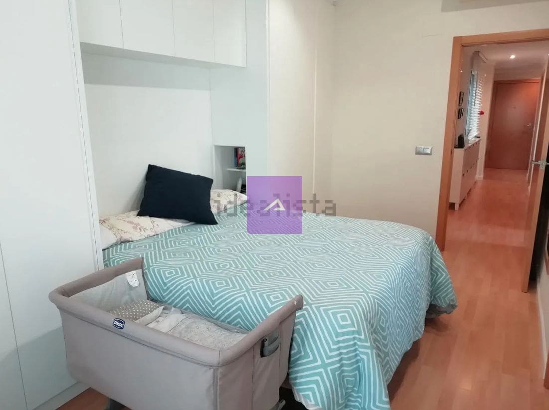 3 bedroom Flat for sale in L'Alcudia with garage - € 153,000 (Ref: 9412475)