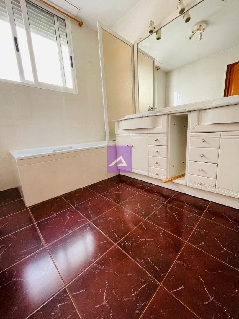 4 chambre Appartement à vendre à Albal avec garage - 258 000 € (Ref: 9412478)