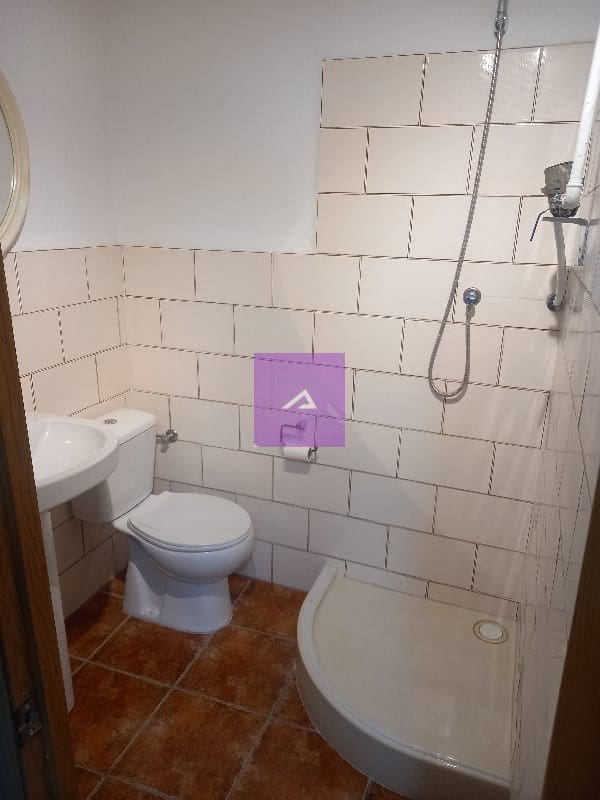 Kaupallinen myytävänä paikassa Alfafar - 68 000 € (Ref: 9412483)