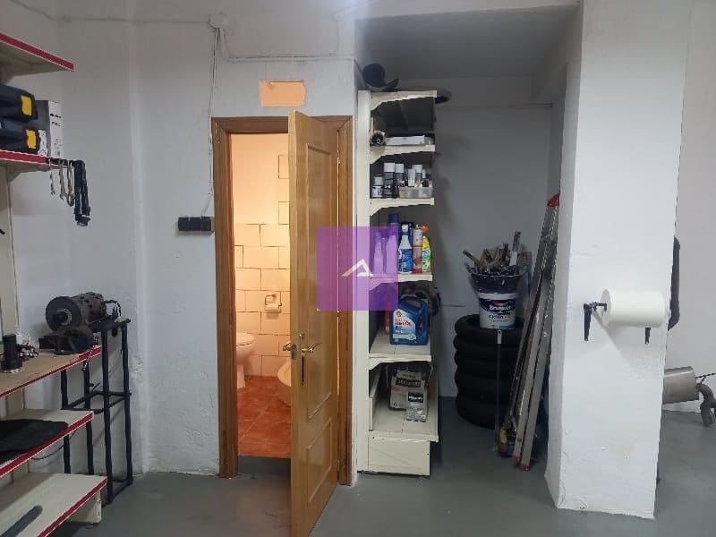 Kaupallinen myytävänä paikassa Alfafar - 68 000 € (Ref: 9412483)