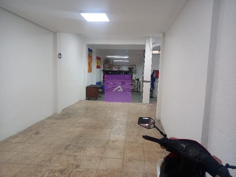 Kaupallinen myytävänä paikassa Alfafar - 68 000 € (Ref: 9412483)