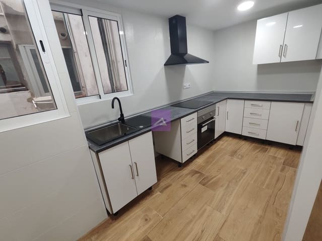 3 bedroom Flat for sale in Alzira - € 130,000 (Ref: 9412486)