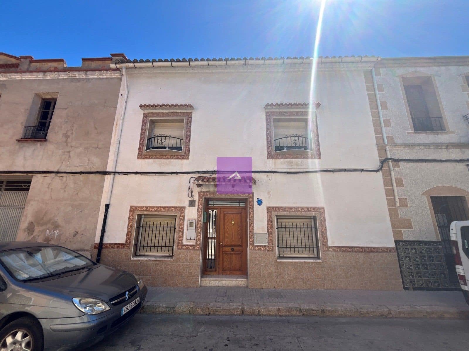 3 bedroom Townhouse for sale in Alberic - € 180,000 (Ref: 9412488)