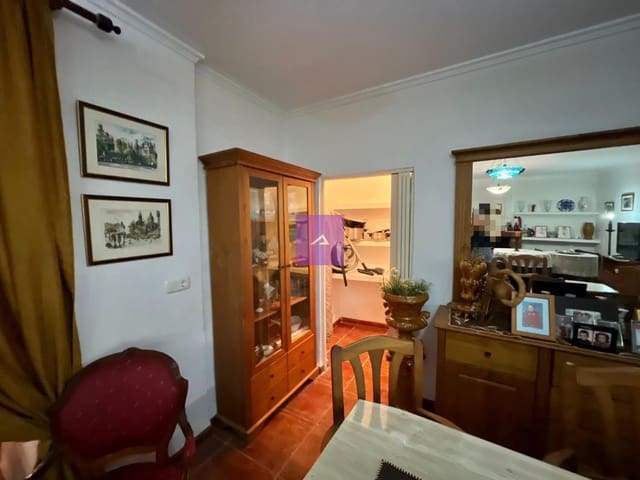 3 makuuhuone Omakotitalo myytävänä paikassa Alberic - 180 000 € (Ref: 9412488)