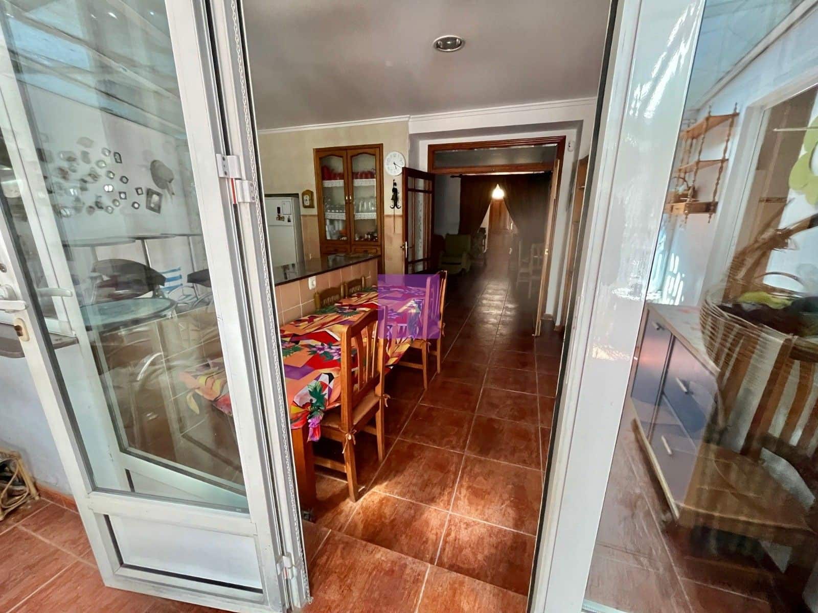 3 bedroom Townhouse for sale in Alberic - € 180,000 (Ref: 9412488)