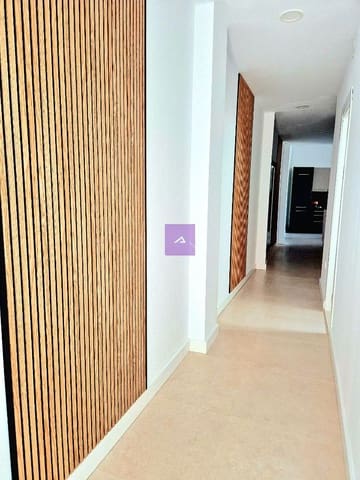 Piso de 3 habitaciones en Gandia en venta - 125.000 € (Ref: 9412493)