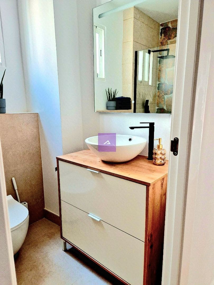 Piso de 3 habitaciones en Gandia en venta - 125.000 € (Ref: 9412493)