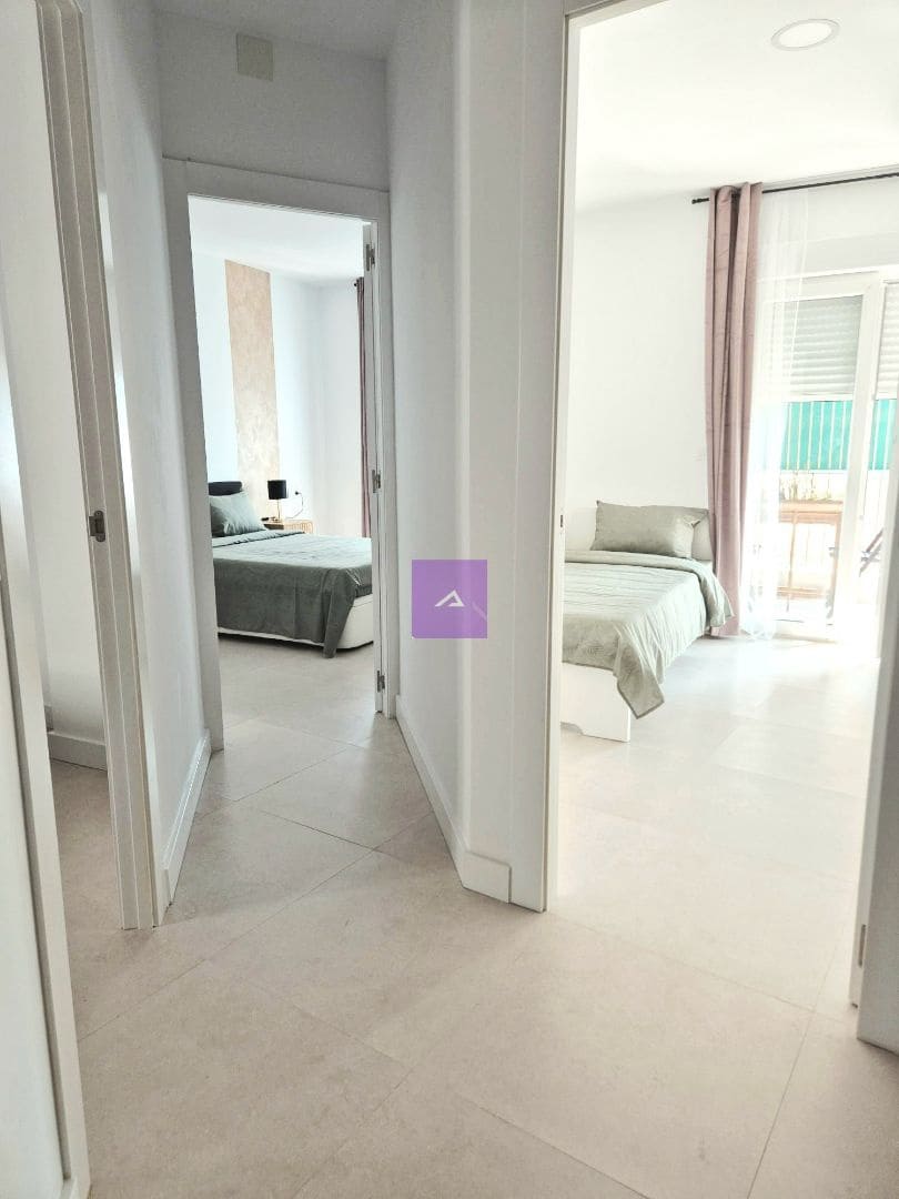 Piso de 3 habitaciones en Gandia en venta - 125.000 € (Ref: 9412493)