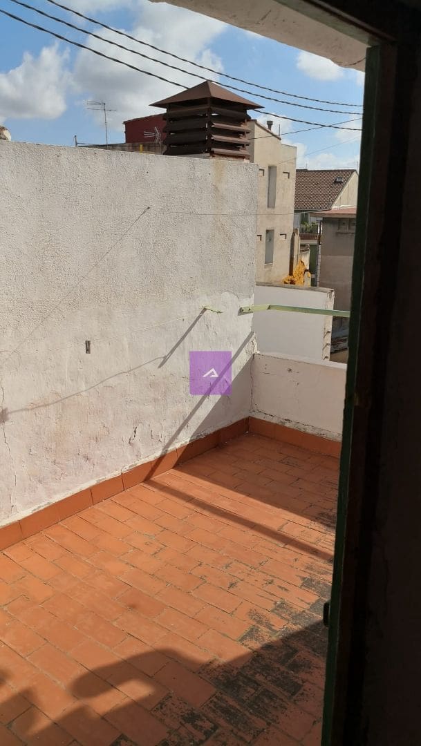 6 soveværelse Byhus til salg i Chiva - € 180.000 (Ref: 9412495)