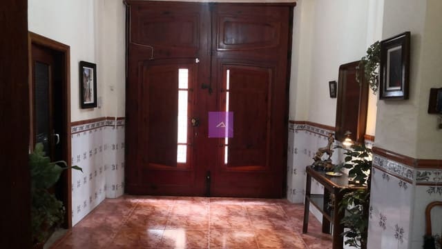 6 soveværelse Byhus til salg i Chiva - € 180.000 (Ref: 9412495)