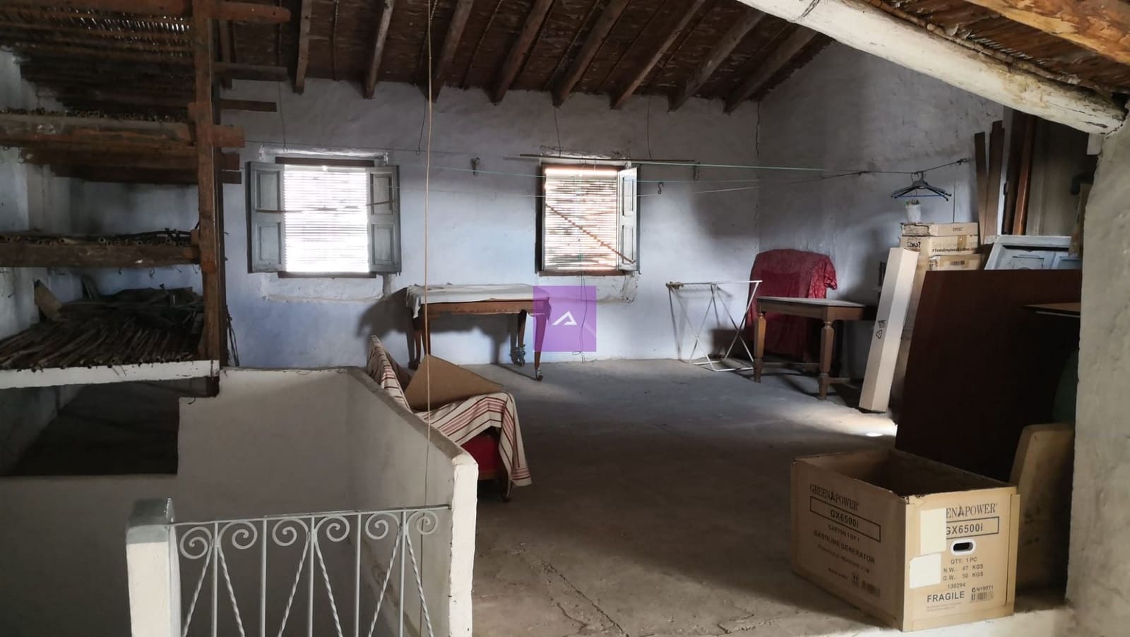 6 soveværelse Byhus til salg i Chiva - € 180.000 (Ref: 9412495)