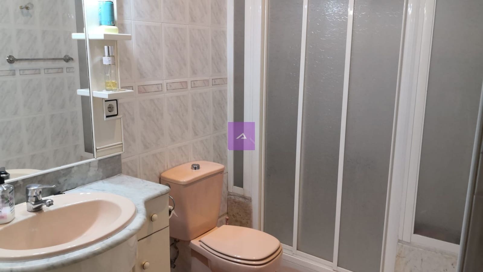 6 soveværelse Byhus til salg i Chiva - € 180.000 (Ref: 9412495)