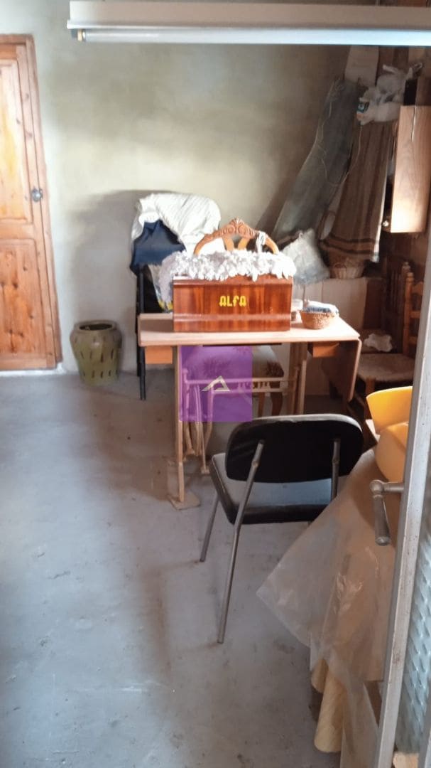 4 soveværelse Villa til salg i Real - € 185.000 (Ref: 9412499)