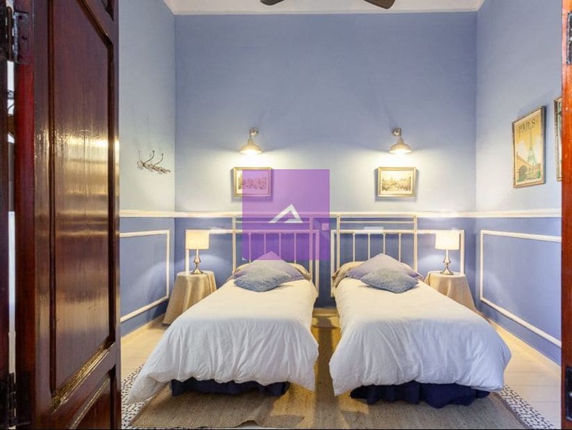 4 makuuhuone Huvila myytävänä paikassa Alzira mukana uima-altaan - 490 000 € (Ref: 9412503)