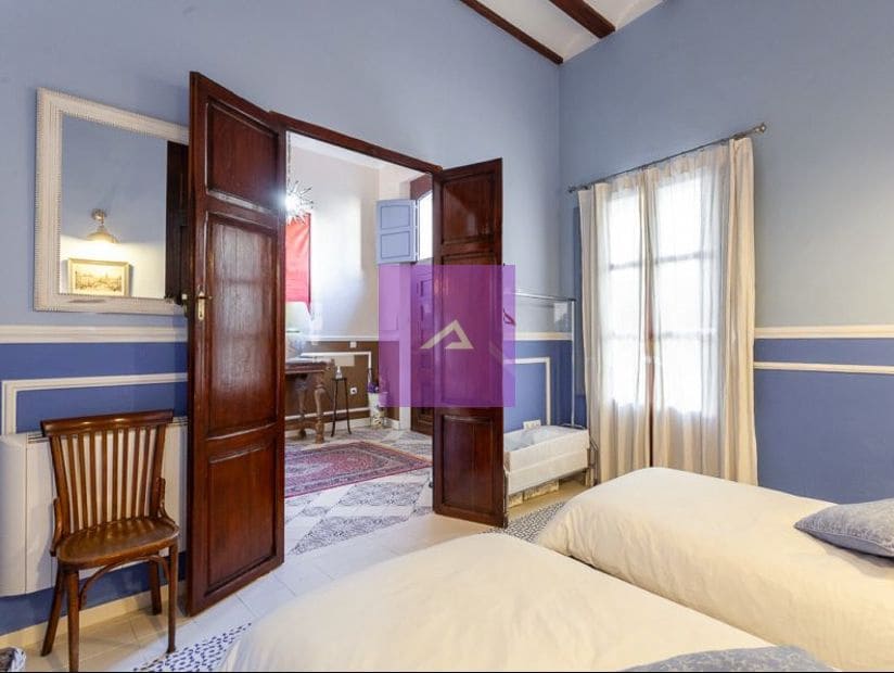 4 makuuhuone Huvila myytävänä paikassa Alzira mukana uima-altaan - 490 000 € (Ref: 9412503)