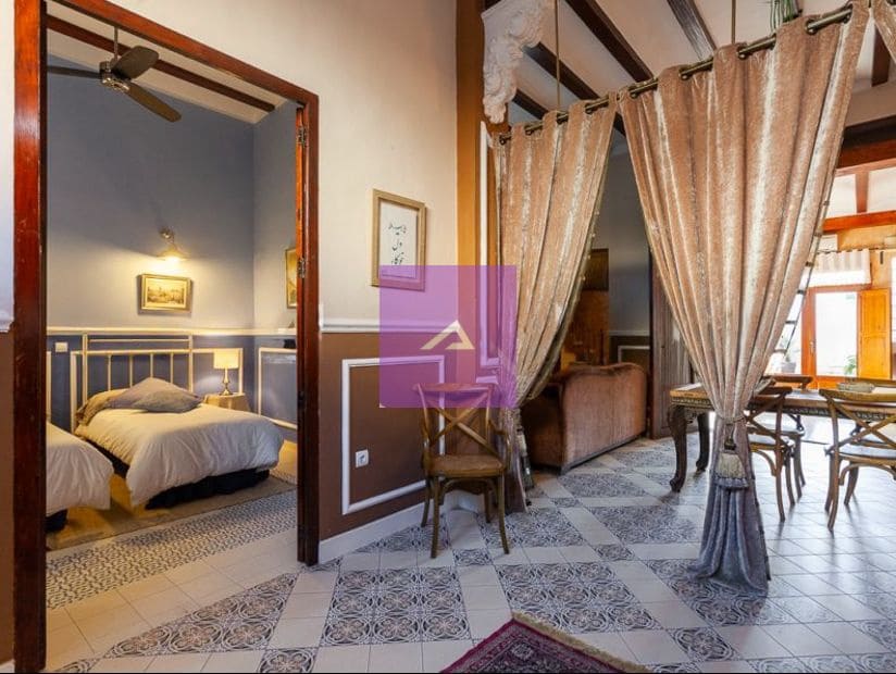 4 makuuhuone Huvila myytävänä paikassa Alzira mukana uima-altaan - 490 000 € (Ref: 9412503)