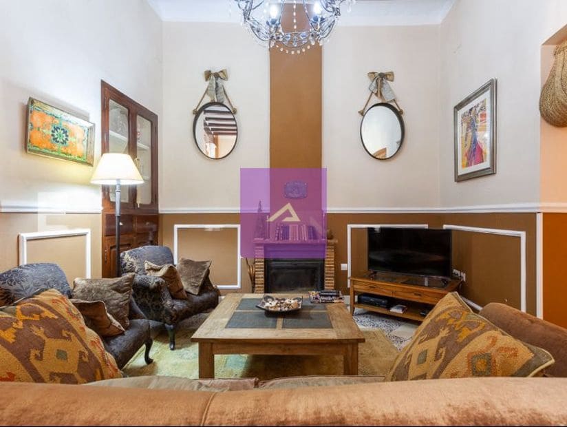 4 makuuhuone Huvila myytävänä paikassa Alzira mukana uima-altaan - 490 000 € (Ref: 9412503)