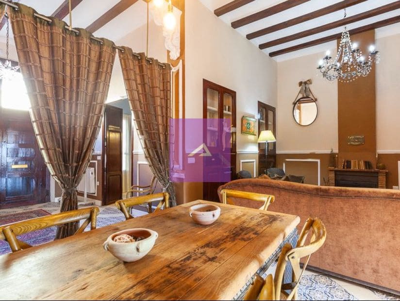 4 makuuhuone Huvila myytävänä paikassa Alzira mukana uima-altaan - 490 000 € (Ref: 9412503)