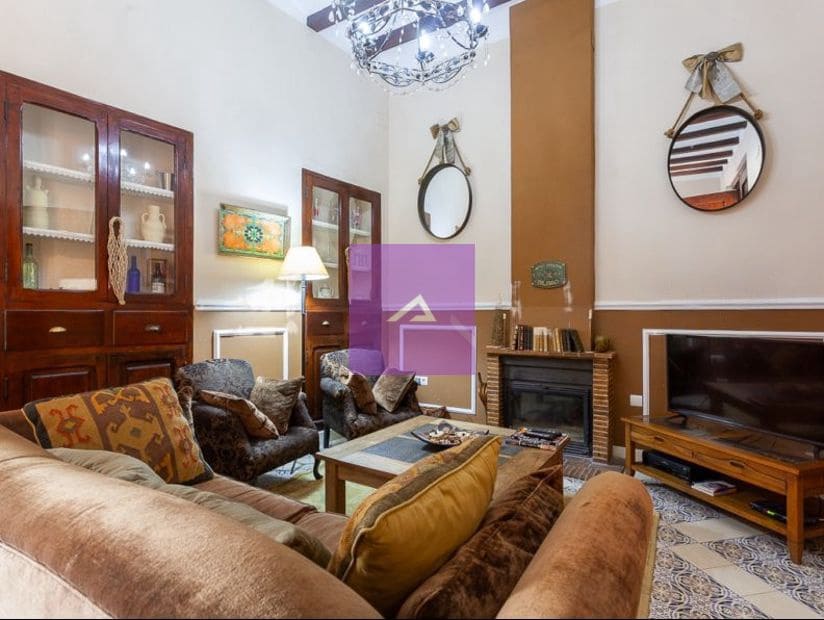 4 makuuhuone Huvila myytävänä paikassa Alzira mukana uima-altaan - 490 000 € (Ref: 9412503)