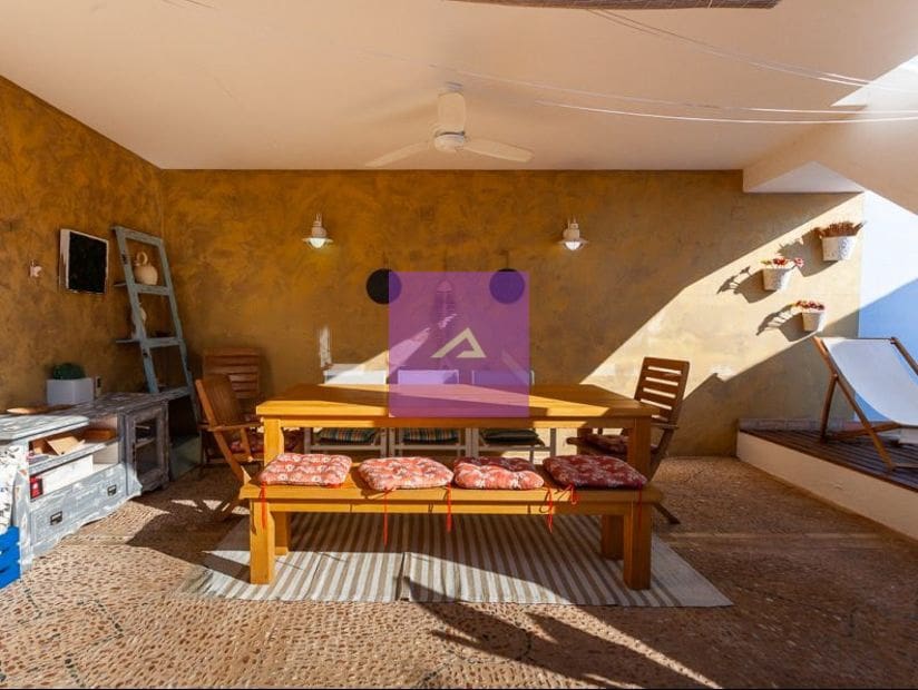 4 makuuhuone Huvila myytävänä paikassa Alzira mukana uima-altaan - 490 000 € (Ref: 9412503)