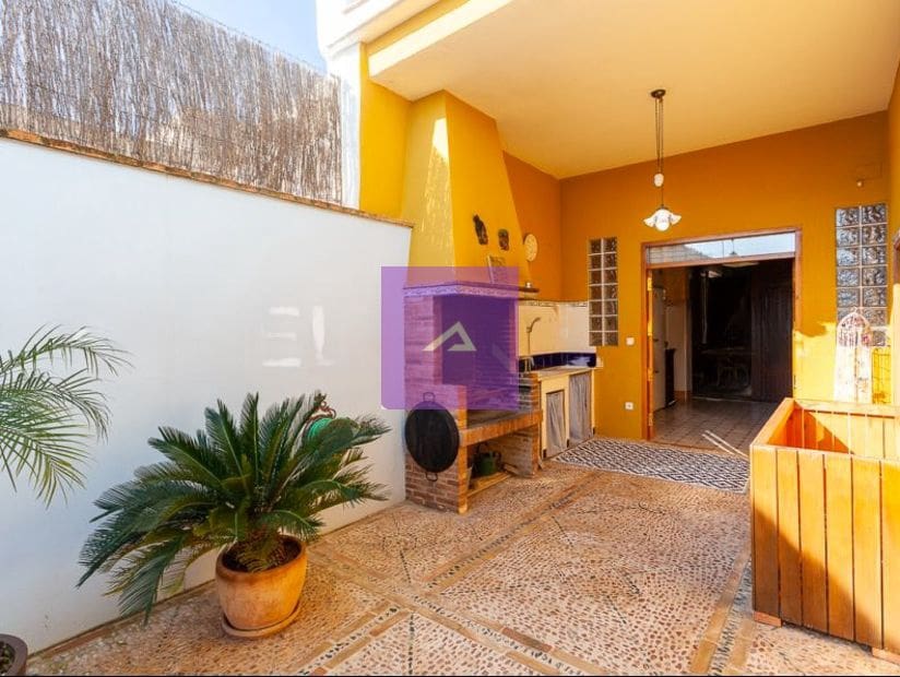 4 makuuhuone Huvila myytävänä paikassa Alzira mukana uima-altaan - 490 000 € (Ref: 9412503)