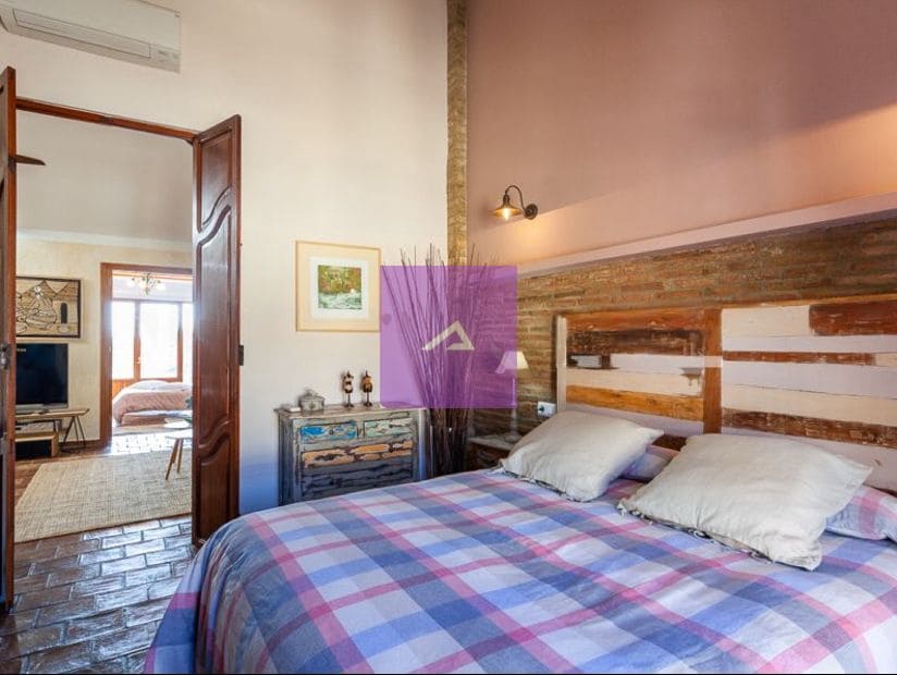 4 makuuhuone Huvila myytävänä paikassa Alzira mukana uima-altaan - 490 000 € (Ref: 9412503)