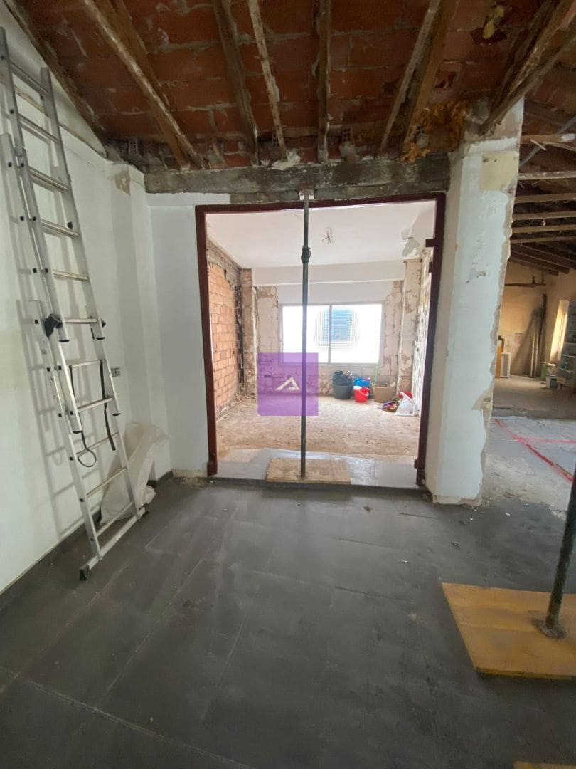 Townhouse for sale in L'Alcudia - € 147,000 (Ref: 9412506)