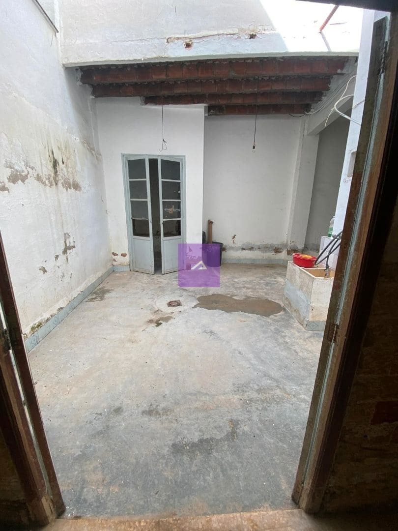 Townhouse for sale in L'Alcudia - € 147,000 (Ref: 9412506)