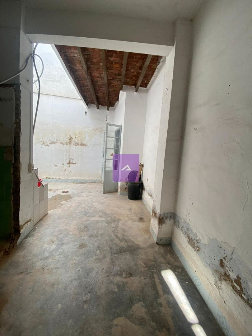 Townhouse for sale in L'Alcudia - € 147,000 (Ref: 9412506)