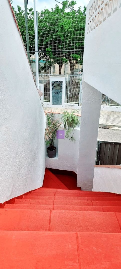 7 makuuhuone Omakotitalo myytävänä paikassa Gandia mukana 
autotalli - 295 000 € (Ref: 9412508)