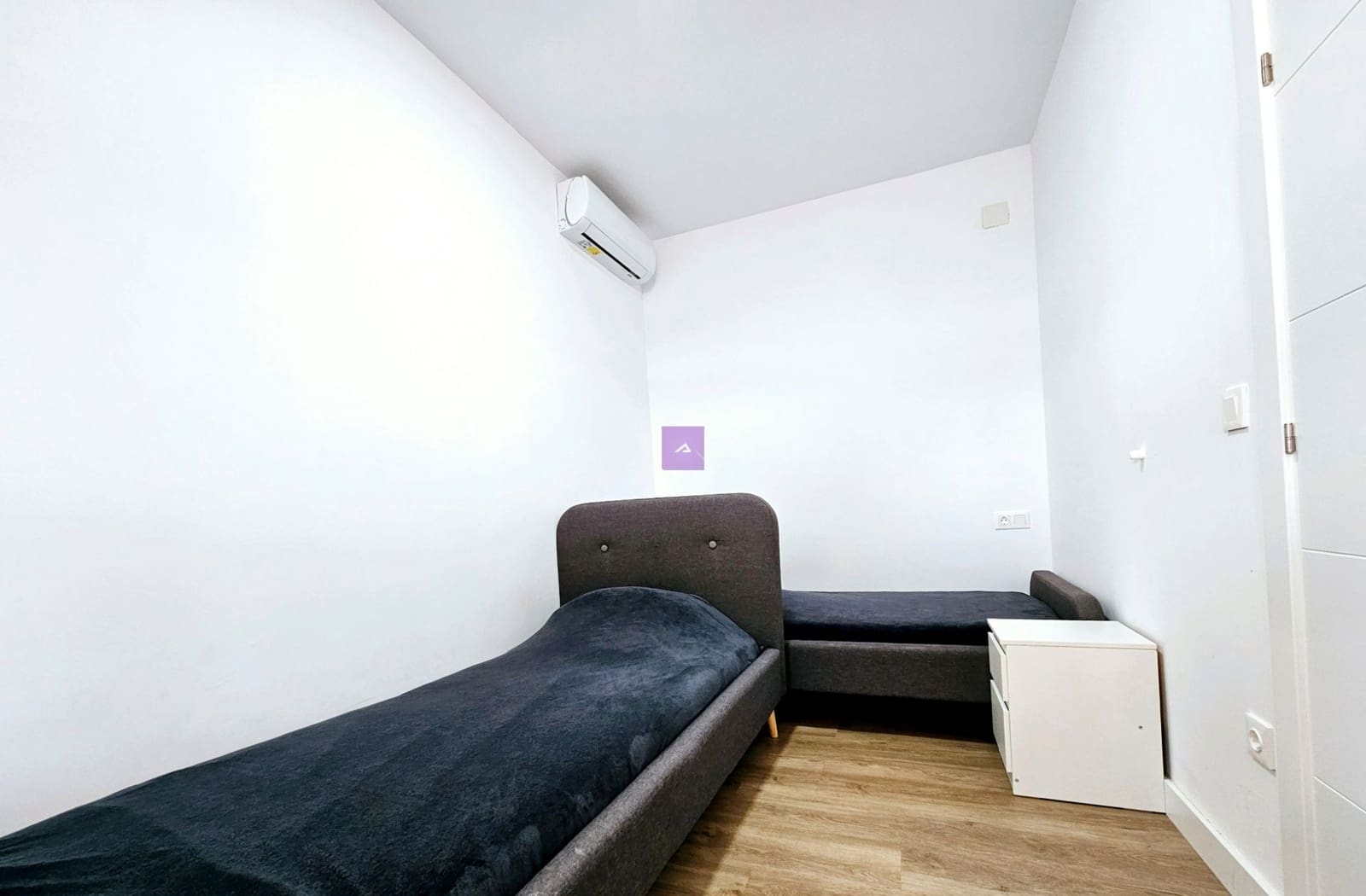 7 makuuhuone Omakotitalo myytävänä paikassa Gandia mukana 
autotalli - 295 000 € (Ref: 9412508)