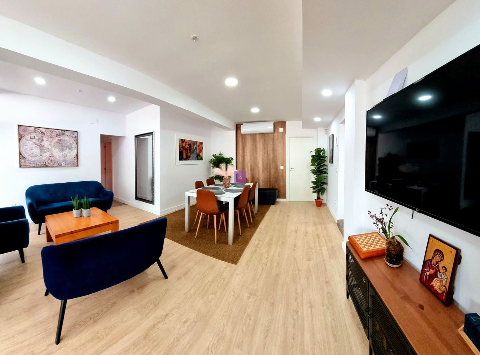 7 makuuhuone Omakotitalo myytävänä paikassa Gandia mukana 
autotalli - 295 000 € (Ref: 9412508)