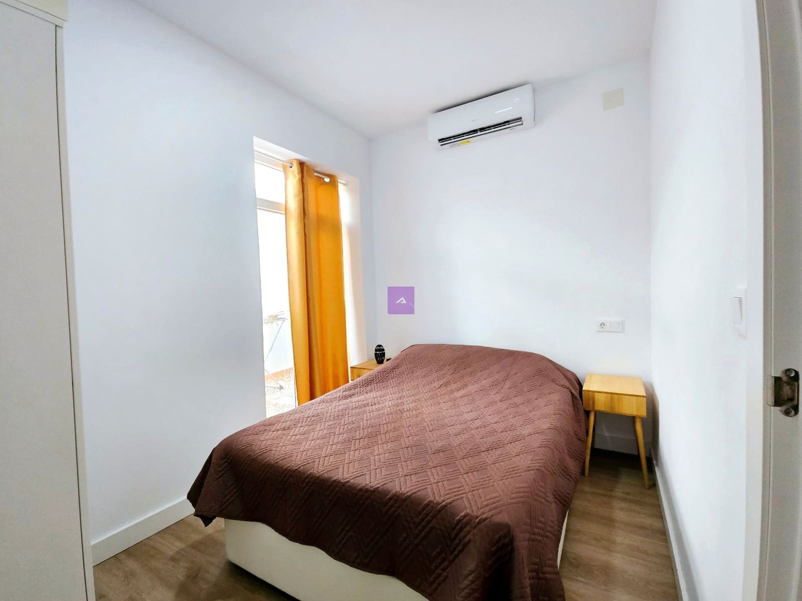 7 makuuhuone Omakotitalo myytävänä paikassa Gandia mukana 
autotalli - 295 000 € (Ref: 9412508)