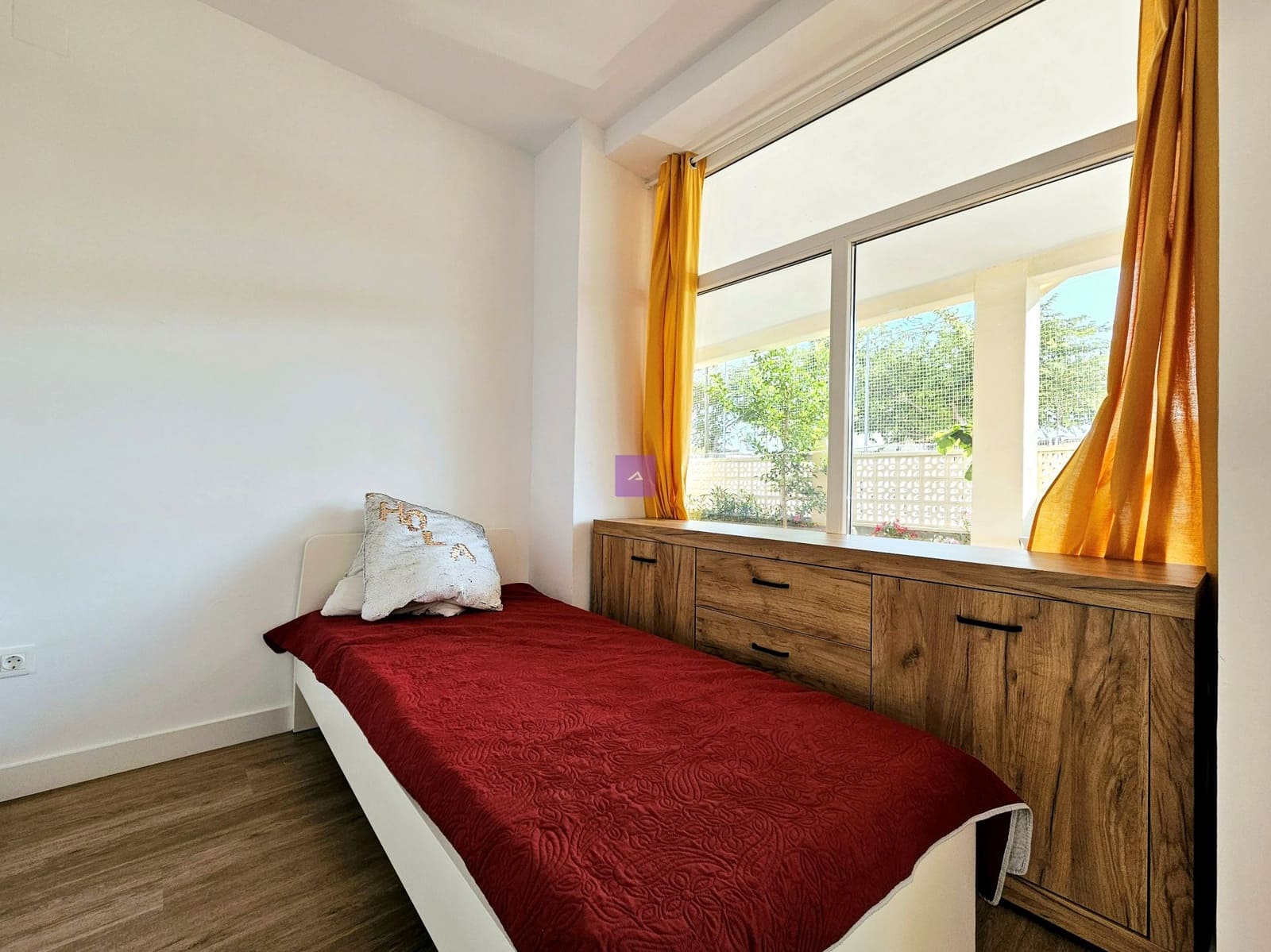 7 makuuhuone Omakotitalo myytävänä paikassa Gandia mukana 
autotalli - 295 000 € (Ref: 9412508)