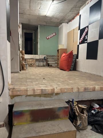 Kaupallinen myytävänä paikassa Albal - 90 000 € (Ref: 9412521)