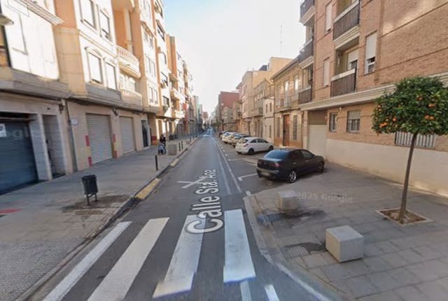 Kaupallinen myytävänä paikassa Albal - 90 000 € (Ref: 9412521)