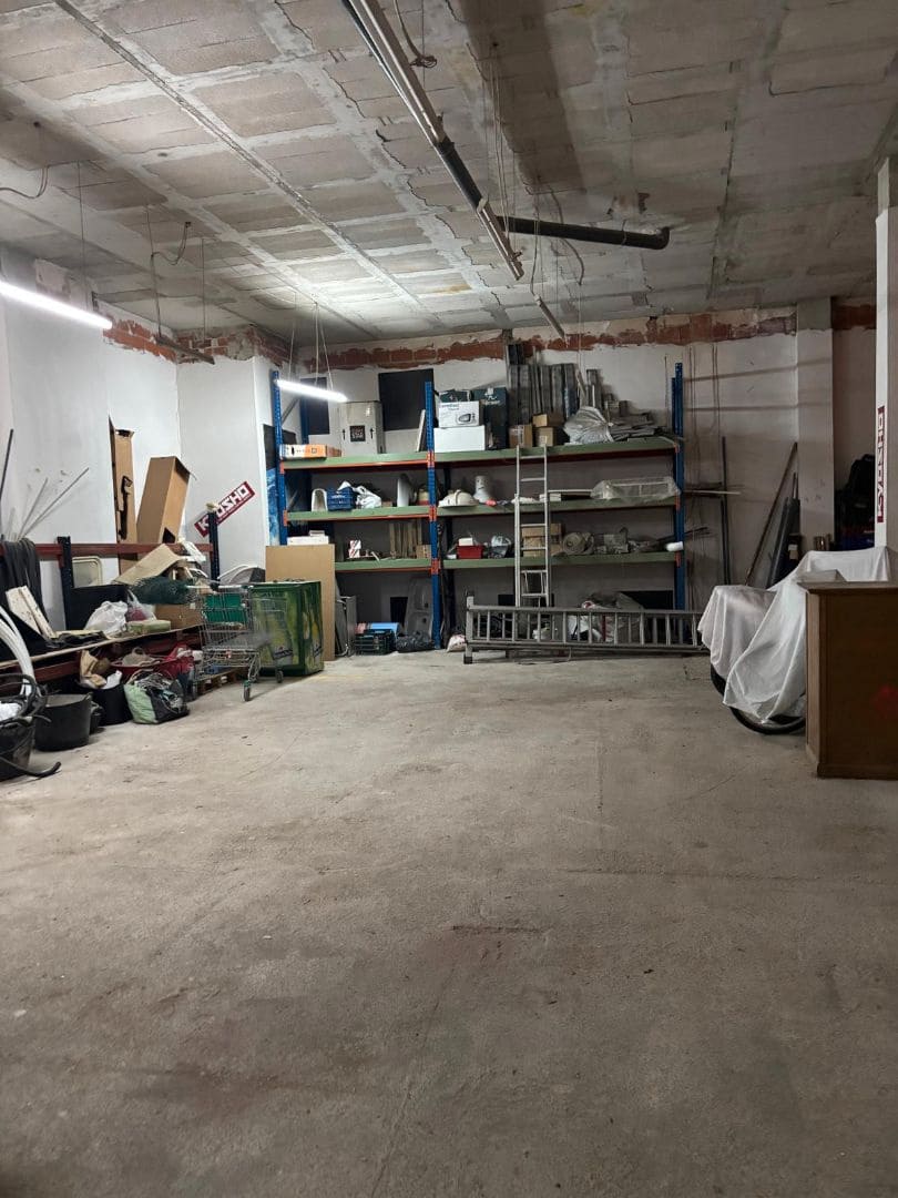 Kaupallinen myytävänä paikassa Albal - 90 000 € (Ref: 9412521)