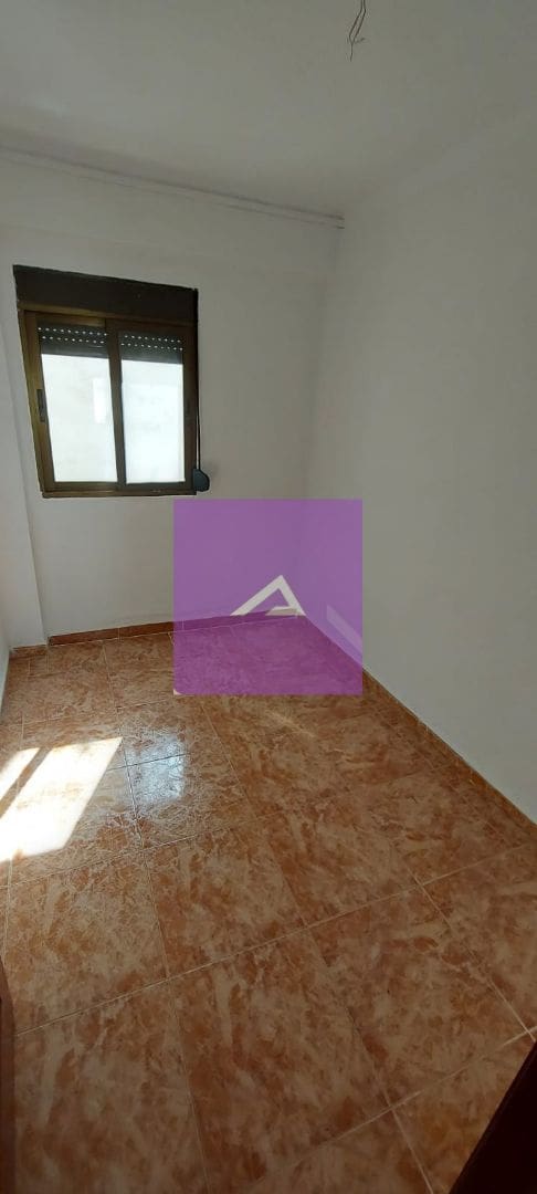 3 sypialnia Mieszkanie na sprzedaż w Manises - 150 000 € (Ref: 9412526)