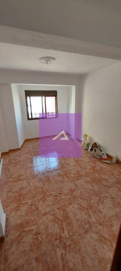 3 sypialnia Mieszkanie na sprzedaż w Manises - 150 000 € (Ref: 9412526)